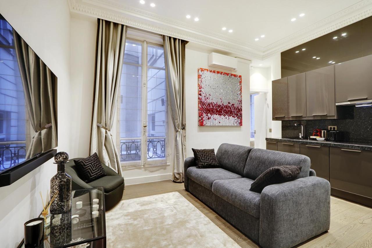 Pick A Flat'S Apartment In Triangle D'Or - Pierre 1Er De Serbie Paris Exterior foto